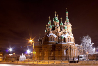 Храм Святой Троицы в Челябинске..jpg