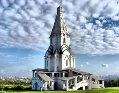 Церковь Вознесения Господня в Коломенском..jpg