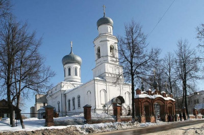 Храм Всех Святых в городе Семёнове..jpg