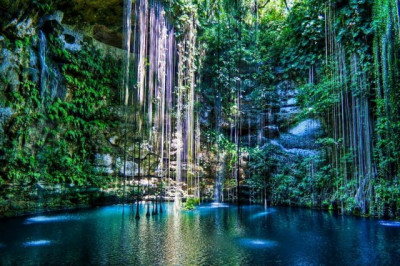 5 cenote-yucatan-ik-kil-02.jpeg